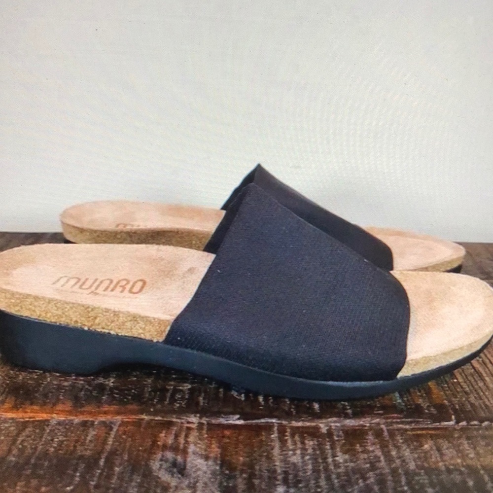 Munro casita slide sandals walking wedge shoes